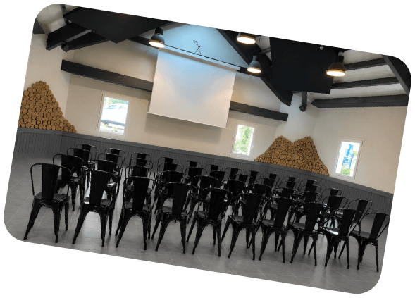 Location de salle en Haute-Loire : grande salle de conférence